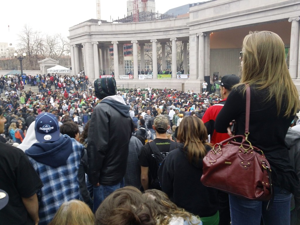 Crowd at a 420 cannabis rally